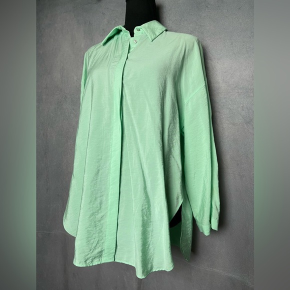 Zara mint green button down shirt size xs - Picture 3 of 6